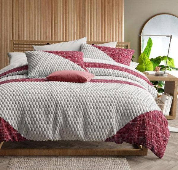 Ruby Duvet - Image 4